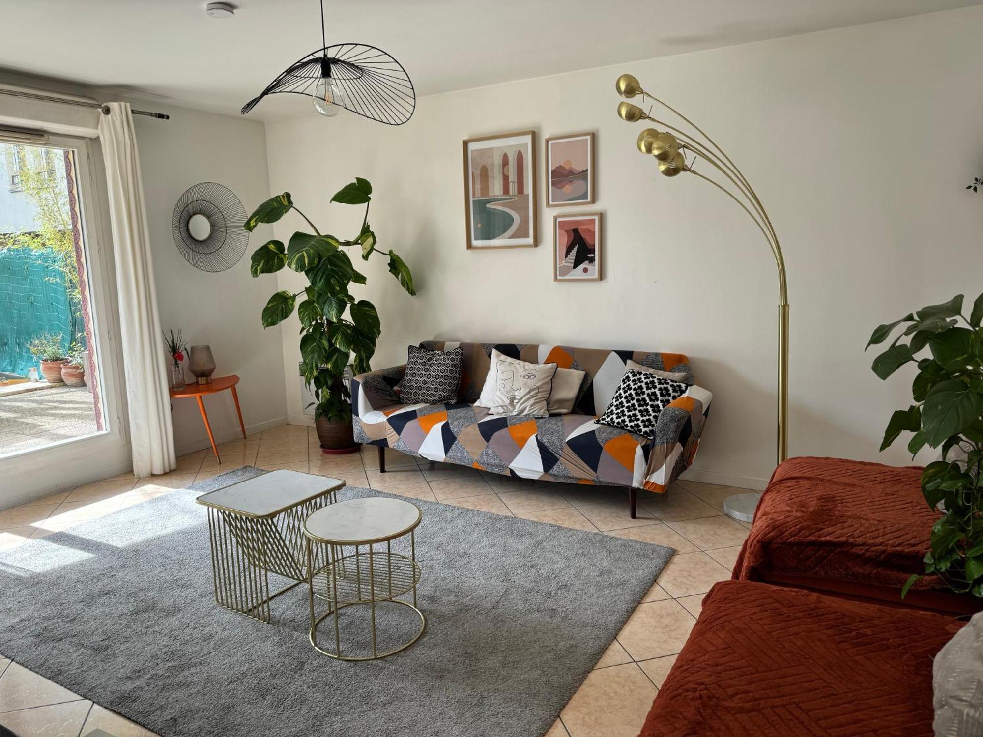 Apartment Le Jardin Du Stade By Uta House Saint-Denis (Seine-Saint-Denis)