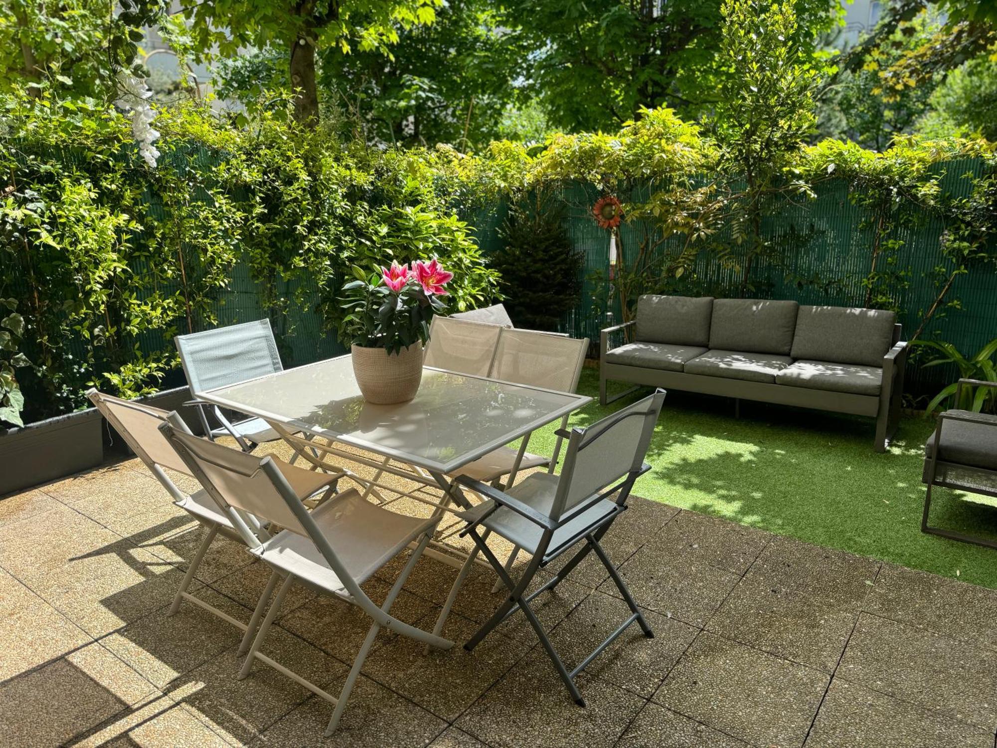 Le Jardin Du Stade By Uta House Apartment *